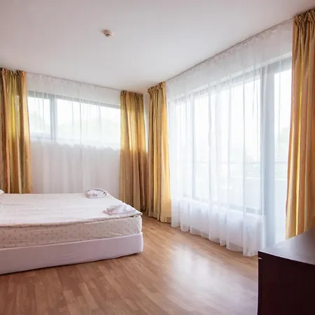 Konukevi екстаси 3*