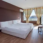 Guest house екстаси